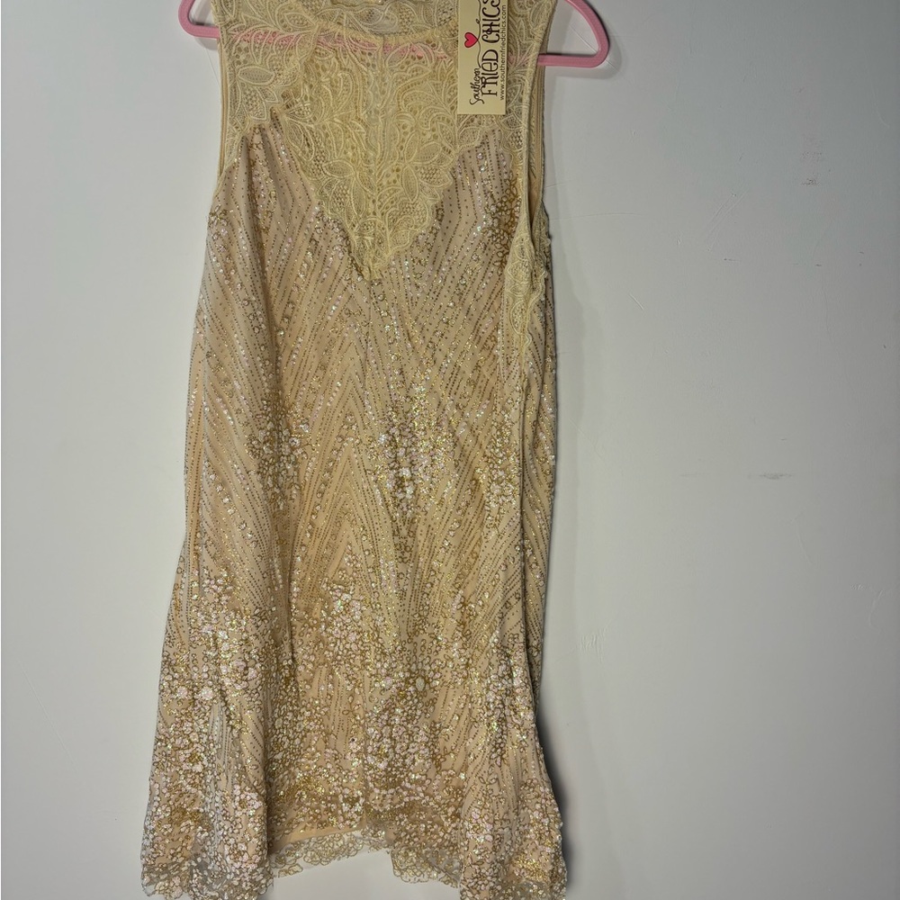 Chic Women's Lace Dress in Gold